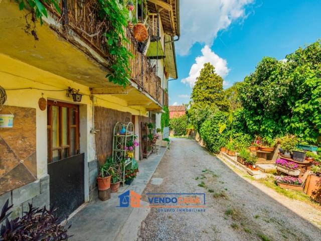 Casa indipendente in vendita a Clavesana