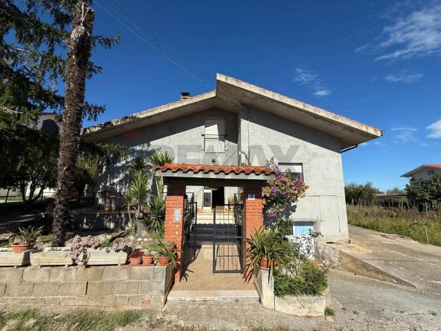 Villa in vendita a Crecchio CH