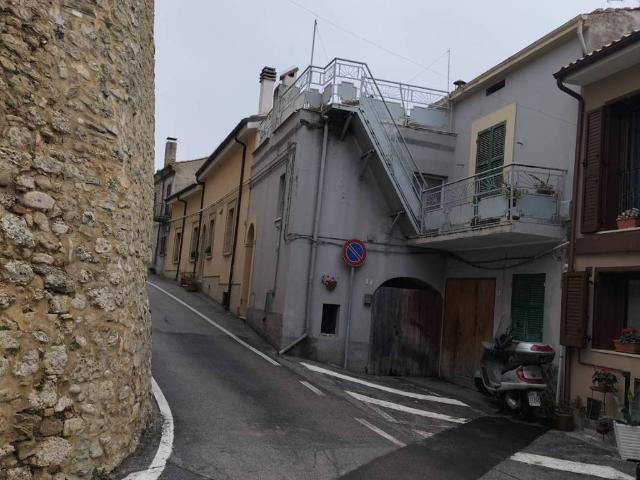Casa indipendente in vendita a Crecchio CH