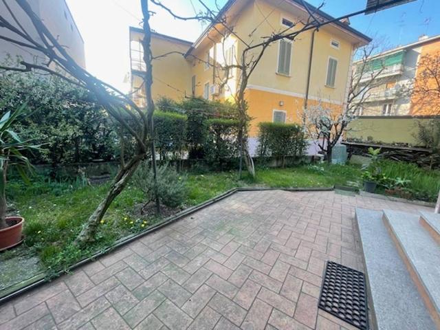 Casa indipendente in vendita a Cremona CR