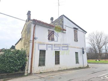 Casa indipendente in vendita a Cremona CR