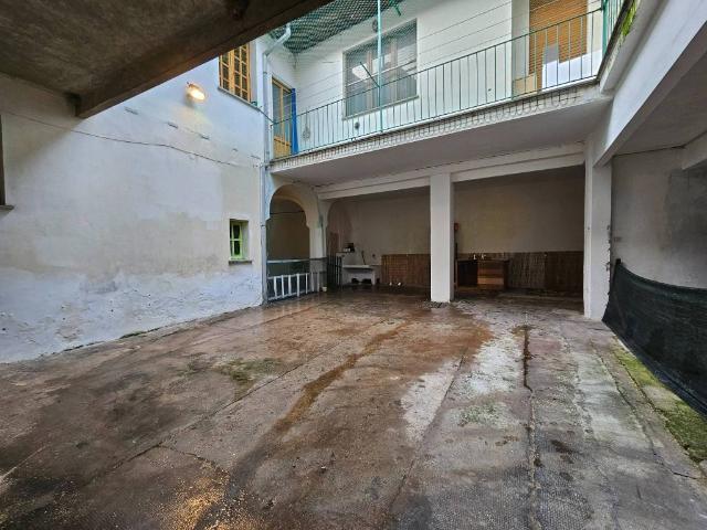 Casa indipendente in vendita a Crescentino VC