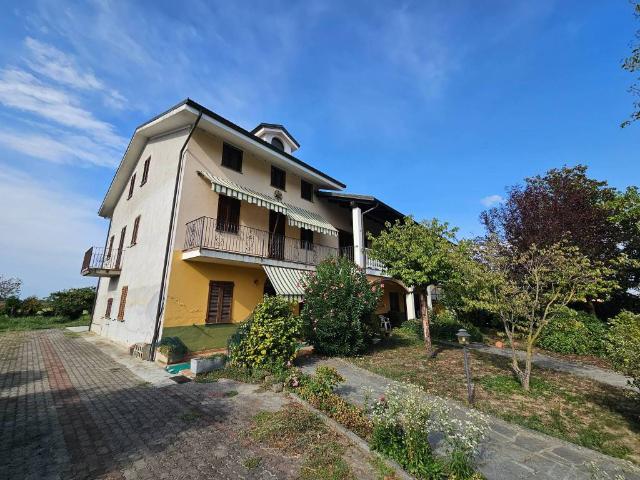 Casa indipendente in vendita a Crescentino VC