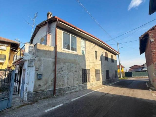 Casa indipendente in vendita a Crescentino VC
