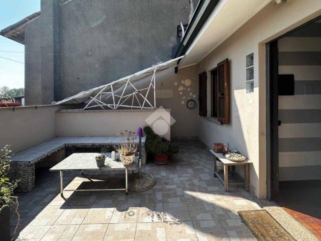 Casa indipendente in vendita a Crespiatica LO