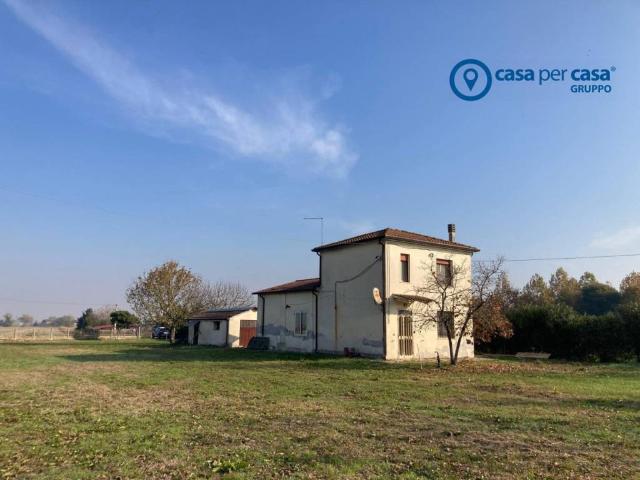 Casa indipendente in vendita a Crespino RO