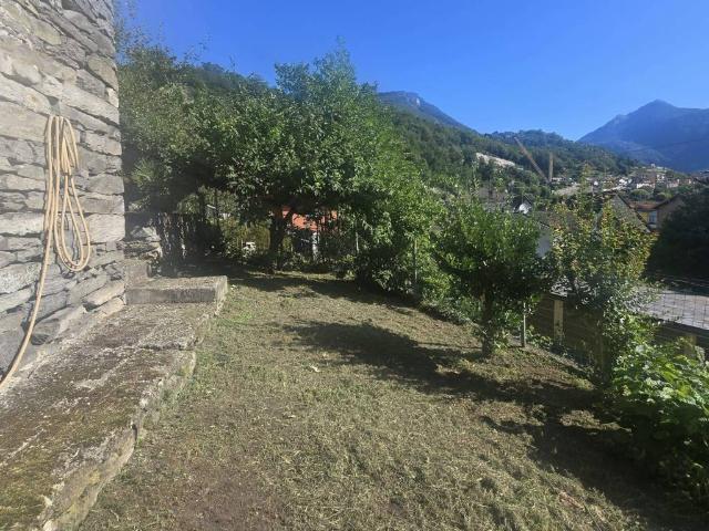 Casa indipendente in vendita a Crevoladossola VB