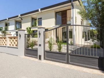 Casa indipendente in vendita a Cropani CZ