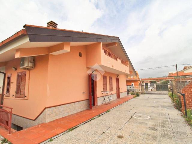 Casa indipendente in vendita a Cropani CZ