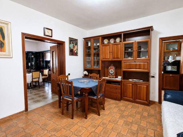 Casa indipendente in vendita a Crotone KR