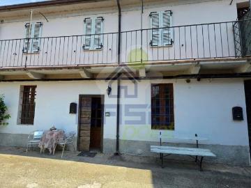 Casa indipendente in vendita a Crotta d'Adda CR
