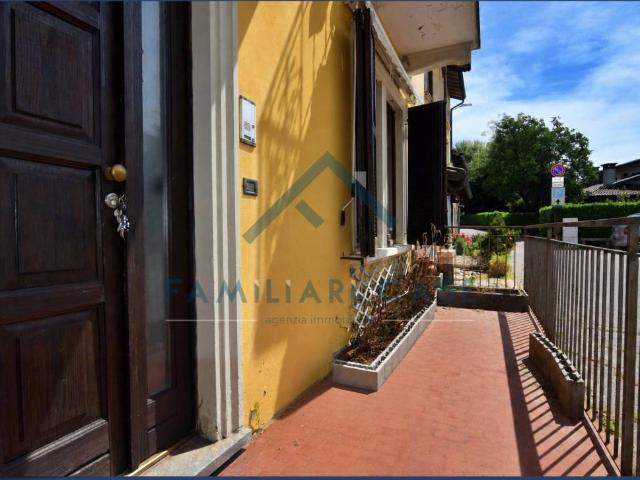 Casa indipendente in vendita a Cuasso al Monte VA