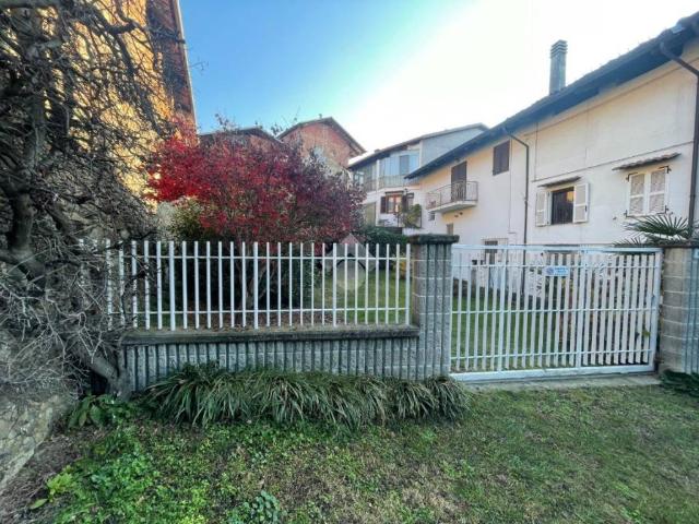Casa indipendente in vendita a Cuceglio TO