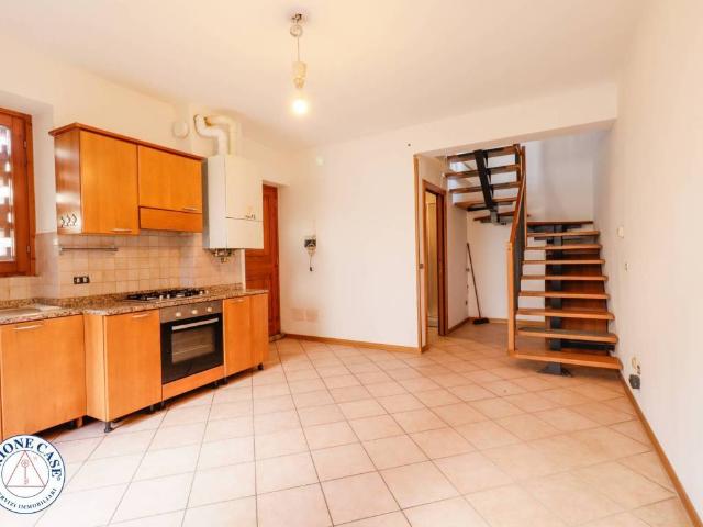 Casa indipendente in vendita a Cugliate Fabiasco VA