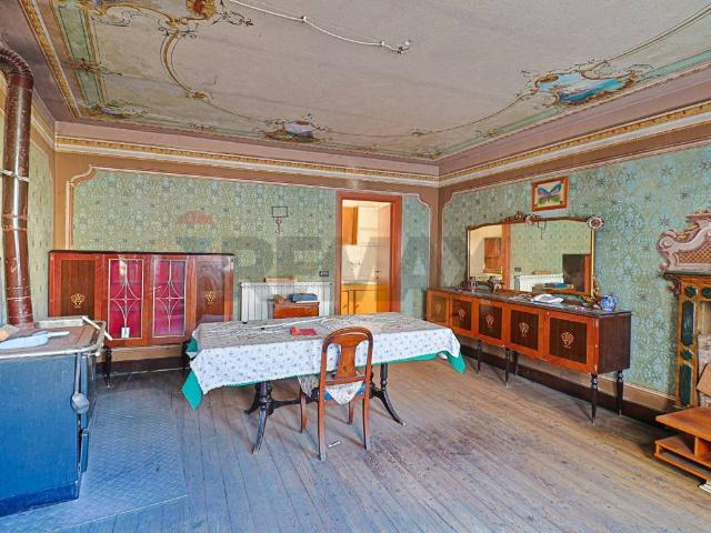 Casa indipendente in vendita a Cugliate Fabiasco VA
