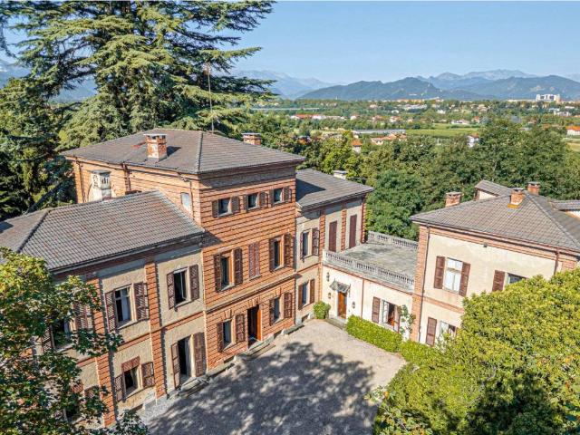 Casa indipendente in vendita a Cuneo CN