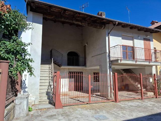 Casa indipendente in vendita a Cuneo CN