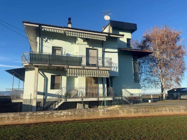 Casa indipendente in vendita a Cuneo CN