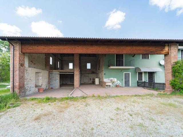 Casa indipendente in vendita a Cuneo CN