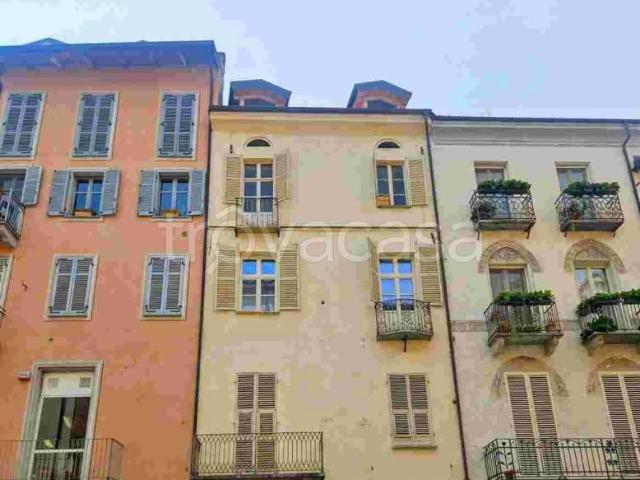Casa indipendente in vendita a Cuneo via Roma, 34, Centro Storico