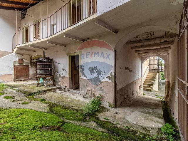 Casa indipendente in vendita a Curino BI