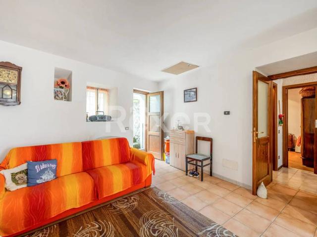Casa indipendente in vendita a Curino BI