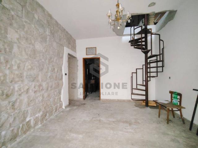 Casa indipendente in vendita a Cusano Mutri BN