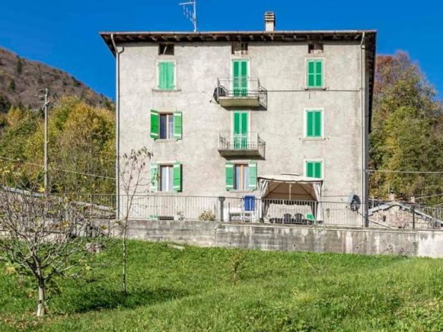 Casa indipendente in vendita a Cusio BG