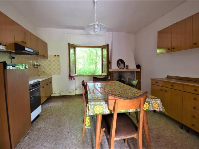 Casa indipendente in vendita a Amandola FM