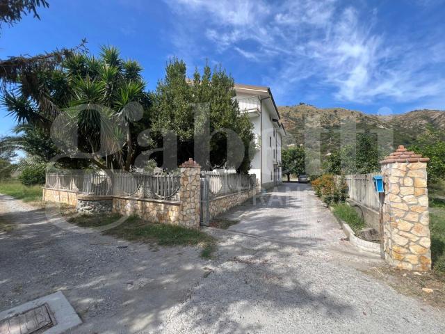 Casa indipendente in vendita a Amantea