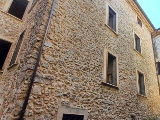 Casa indipendente in vendita a Amaseno FR