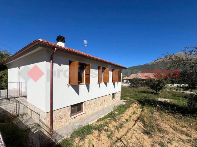 Casa indipendente in vendita a Amatrice RI