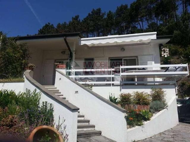 Casa indipendente in vendita a Ameglia SP