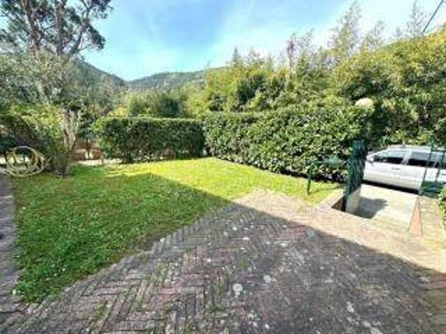 Casa indipendente in vendita a Ameglia SP