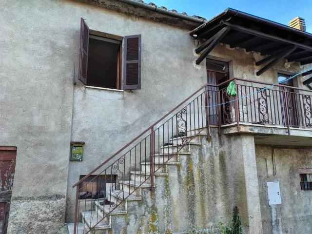 Casa indipendente in vendita a Amelia TR