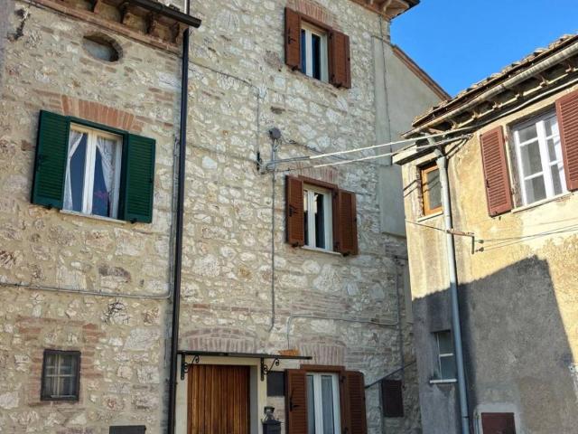 Casa indipendente in vendita a Amelia TR