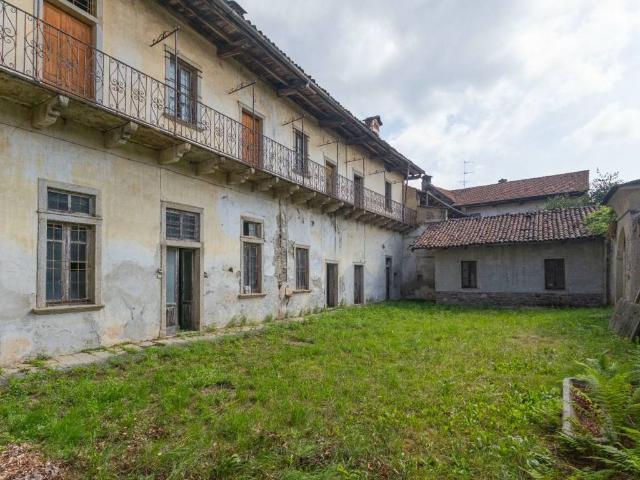 Casa indipendente in vendita a Ameno NO