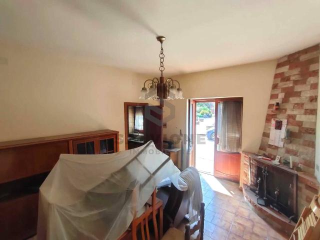 Casa indipendente in vendita a Amorosi BN