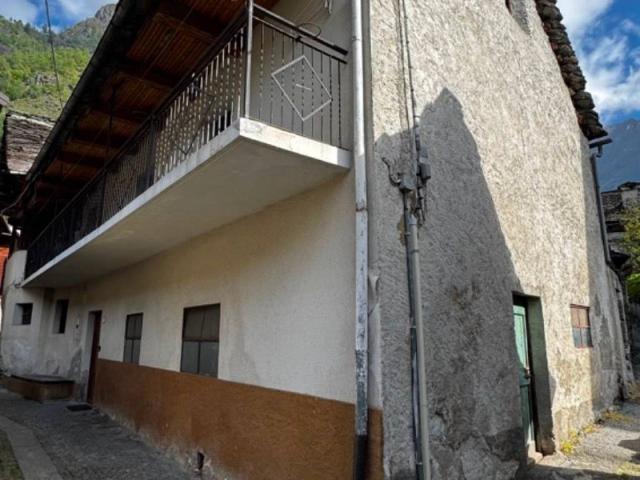 Casa indipendente in vendita a Antrona Schieranco VB