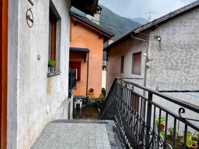 Casa indipendente in vendita a Antrona Schieranco VB