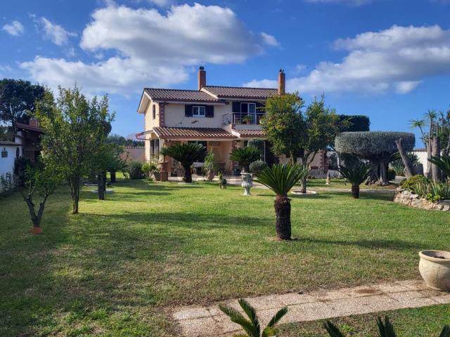 Casa indipendente in vendita a Anzio RM