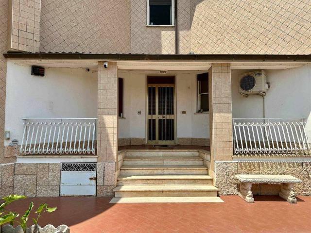 Casa indipendente in vendita a Anzio RM