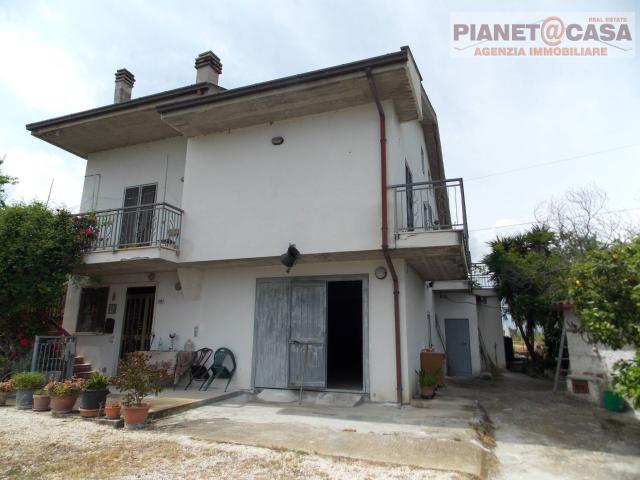 Casa indipendente in vendita a Ancarano