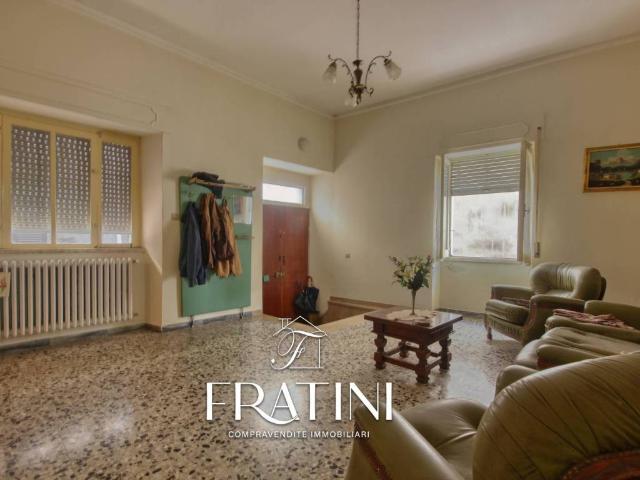 Casa indipendente in vendita a Ancarano TE