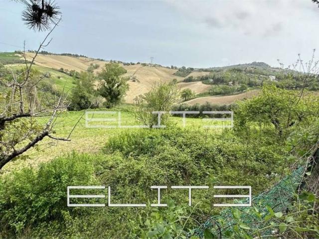 Casa indipendente in vendita a Agugliano AN