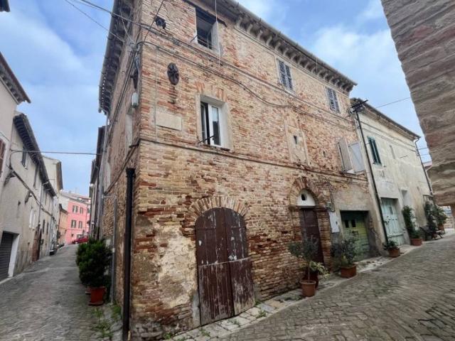 Casa indipendente in vendita a Ancona AN