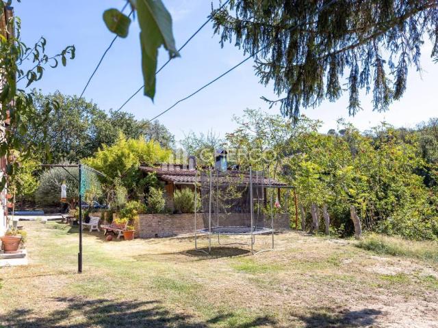 Casa indipendente in vendita a Ancona AN