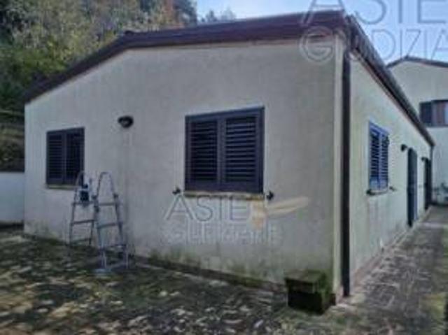 Casa indipendente in vendita a Ancona AN