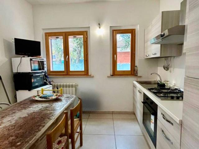 Casa indipendente in vendita a Ancona AN