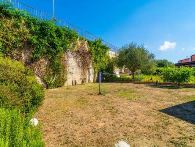 Casa indipendente in vendita a Ancona AN